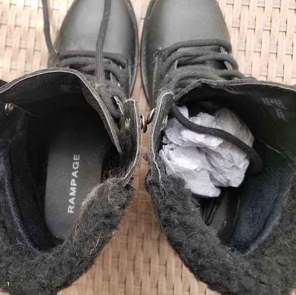 Boots - Picture 3 of 3